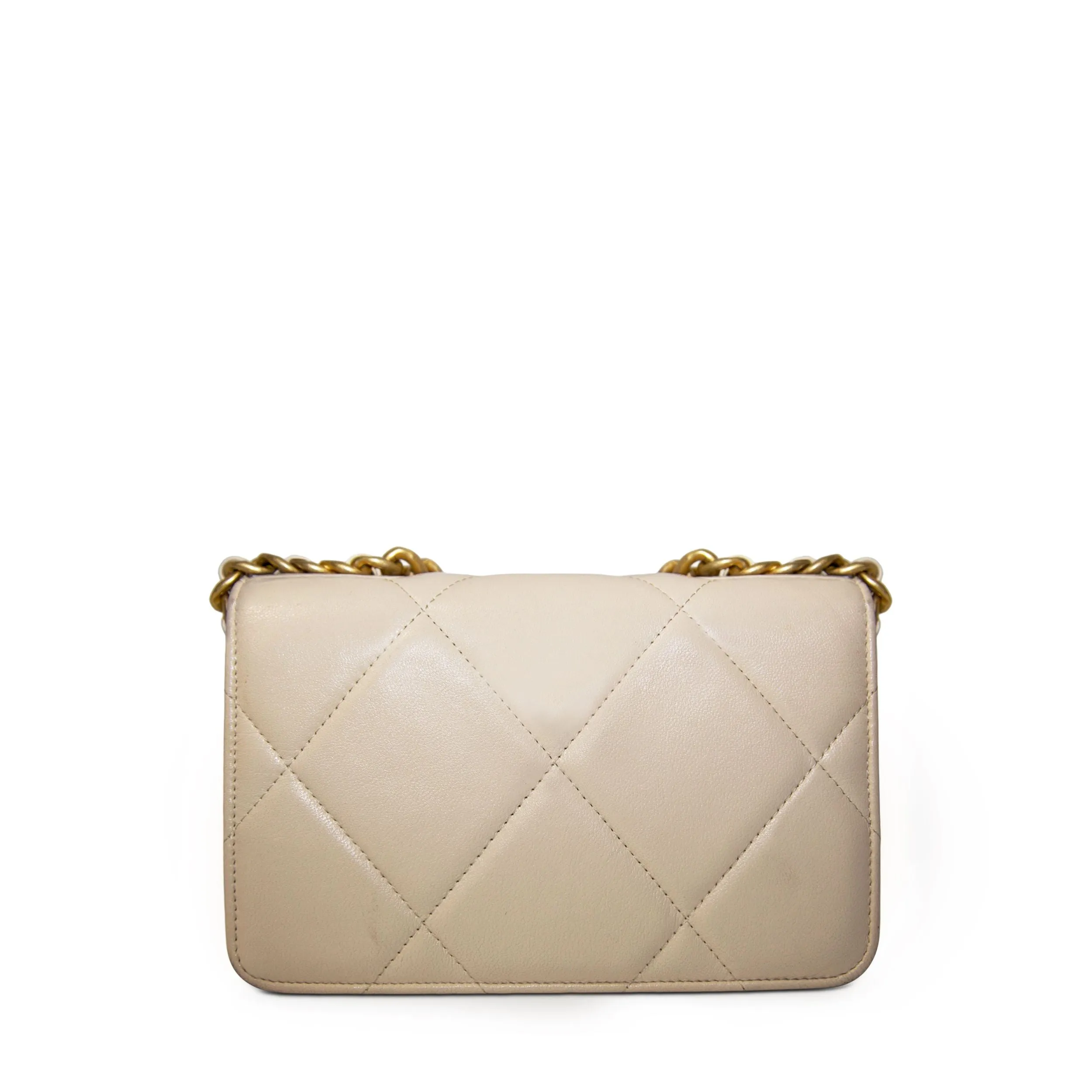 19 Beige Wallet On Chain