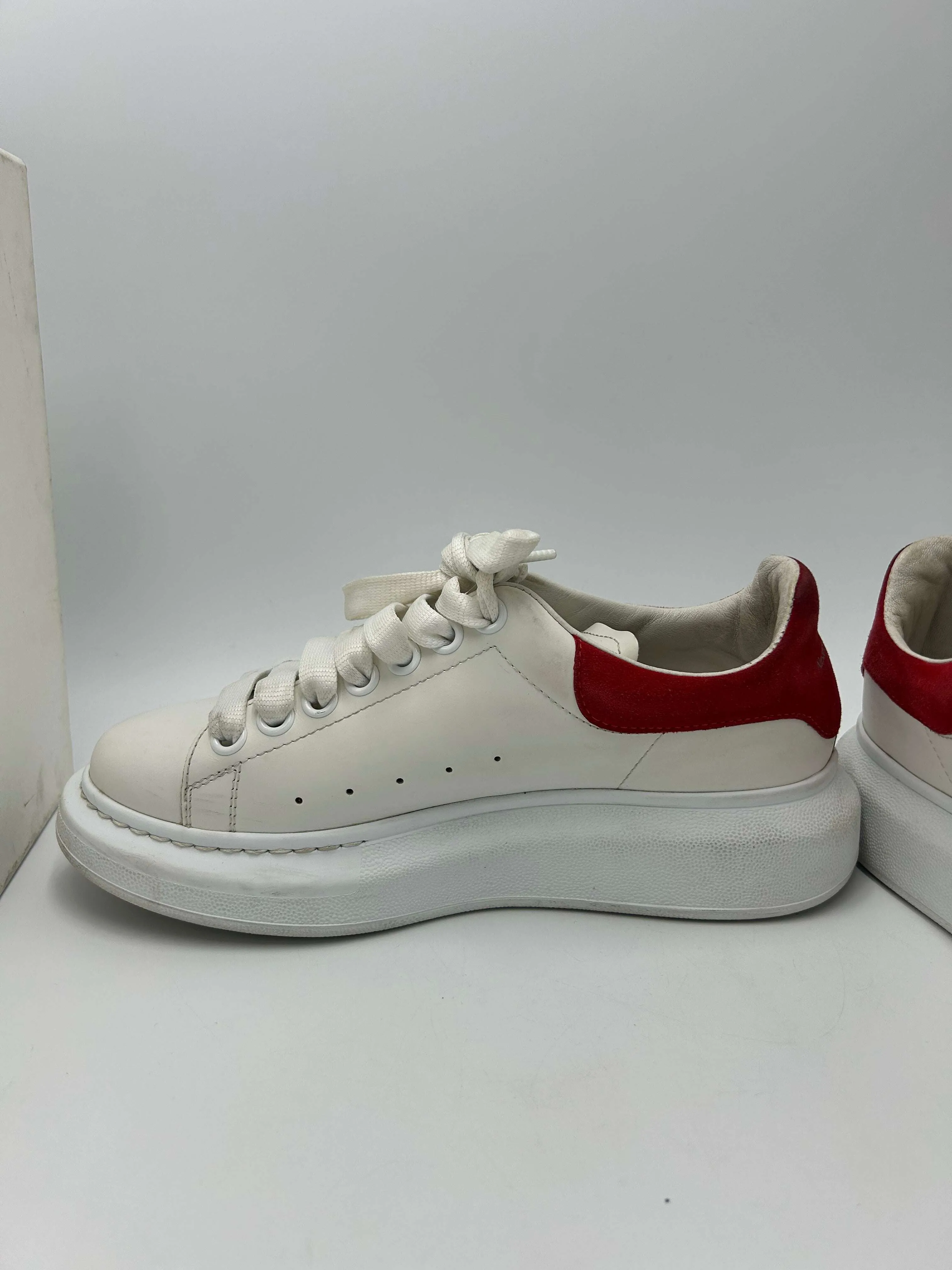 Alexander McQueen Oversized Trainers Luxury Designer Shoes Size: 7.5