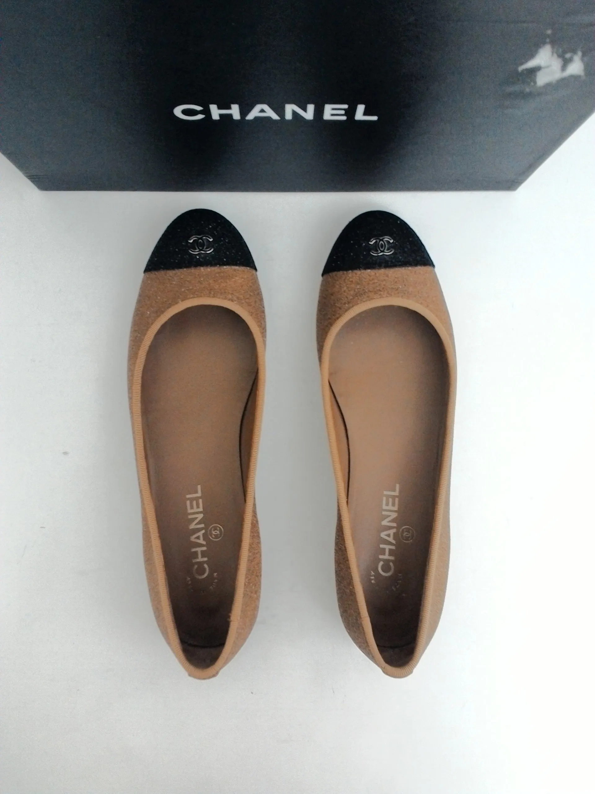 CHANEL Women's Ballerines Beige/Black Goatskin/Grosgrain Size 9.5 M
