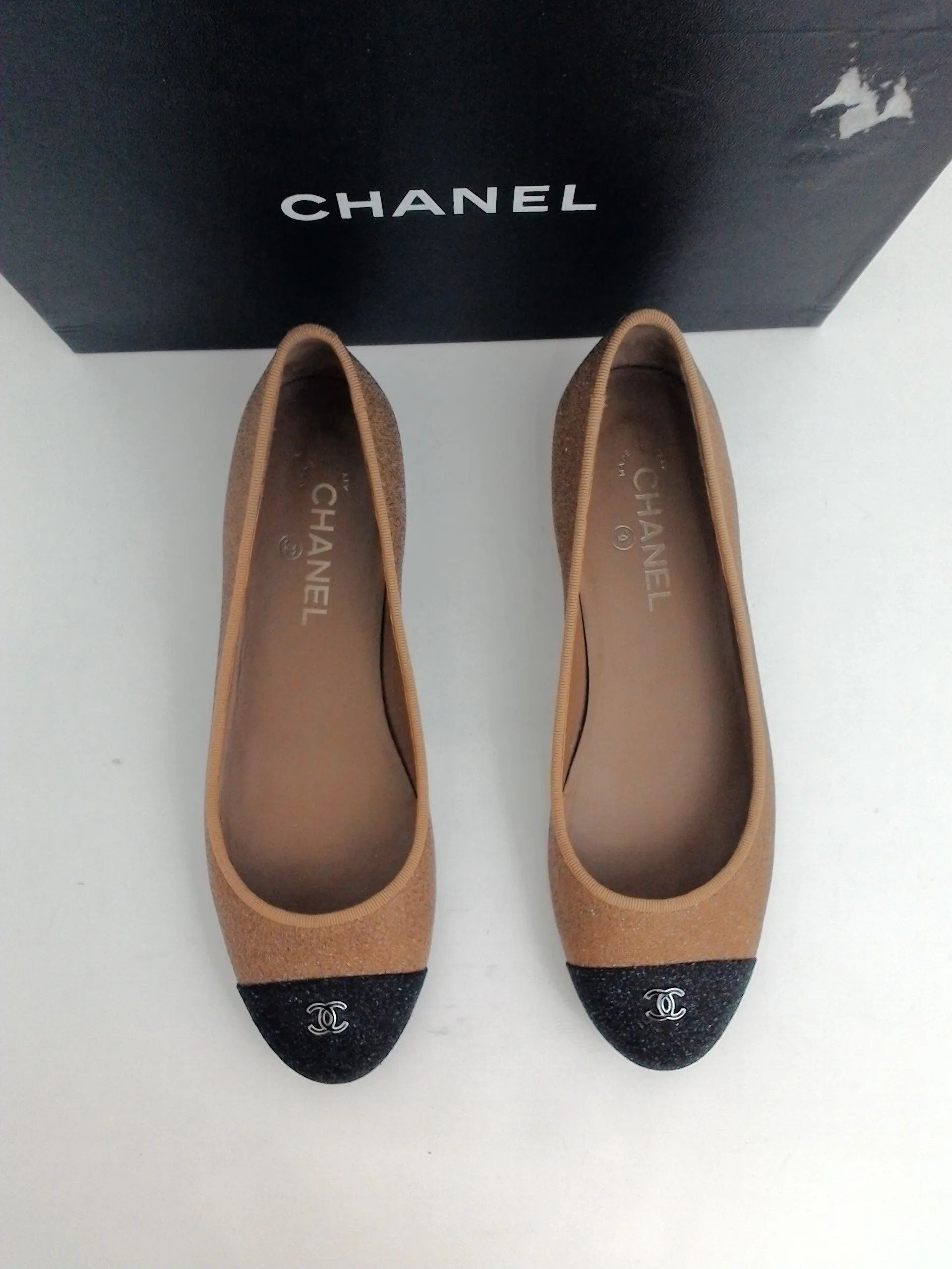 CHANEL Women's Ballerines Beige/Black Goatskin/Grosgrain Size 9.5 M