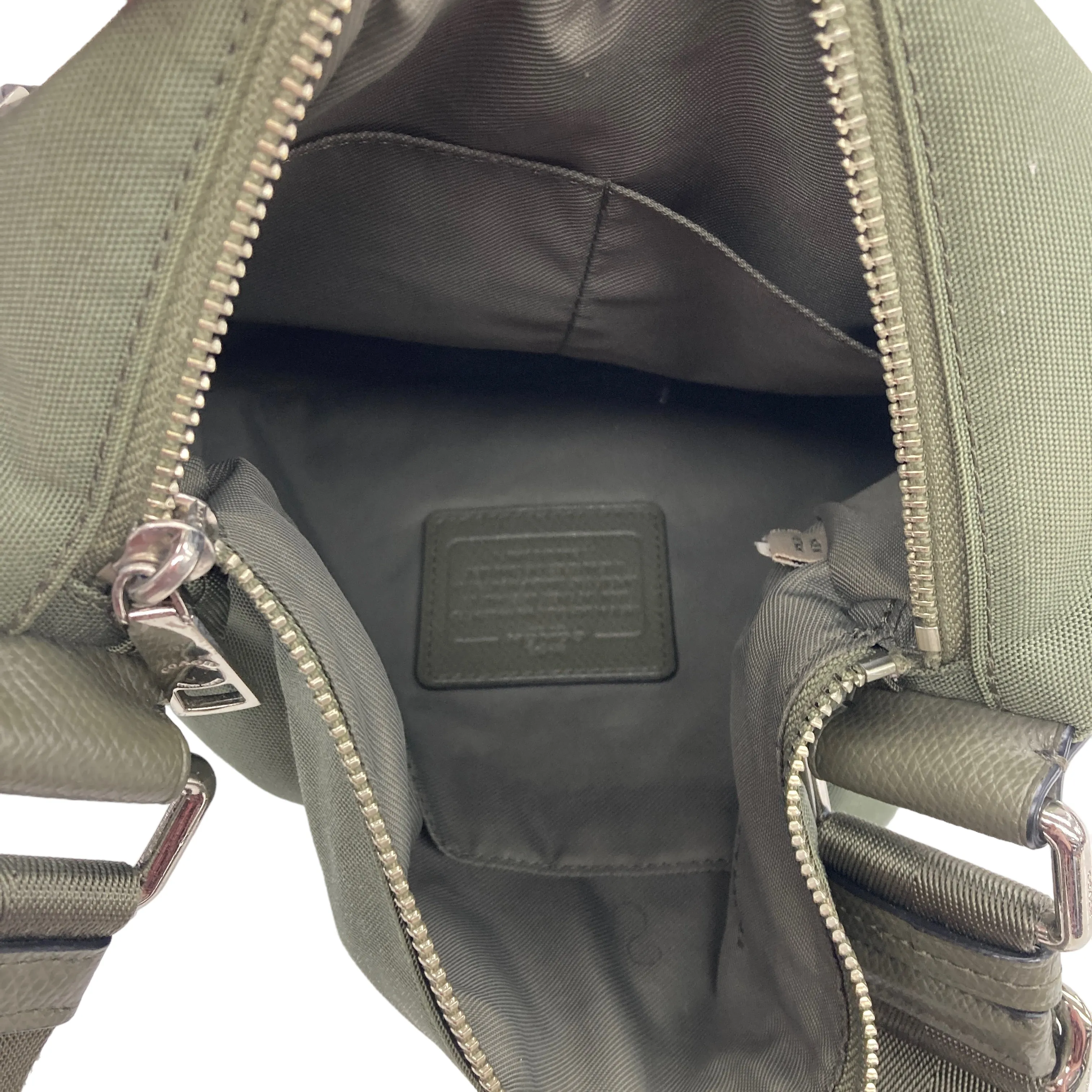 Crossbody Designer By Coach  Size: Large
