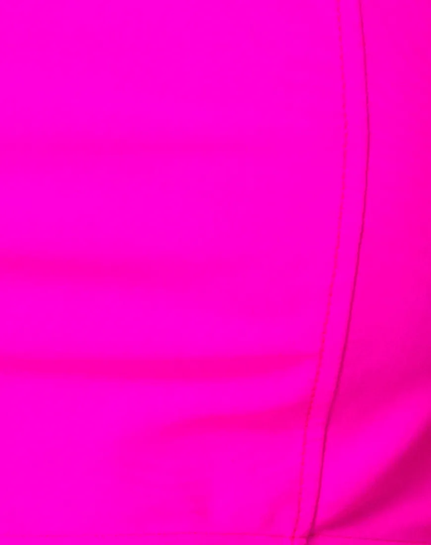 Cycle Short in Neon Pink