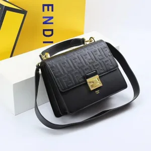 Designer Purses - FND - 6565