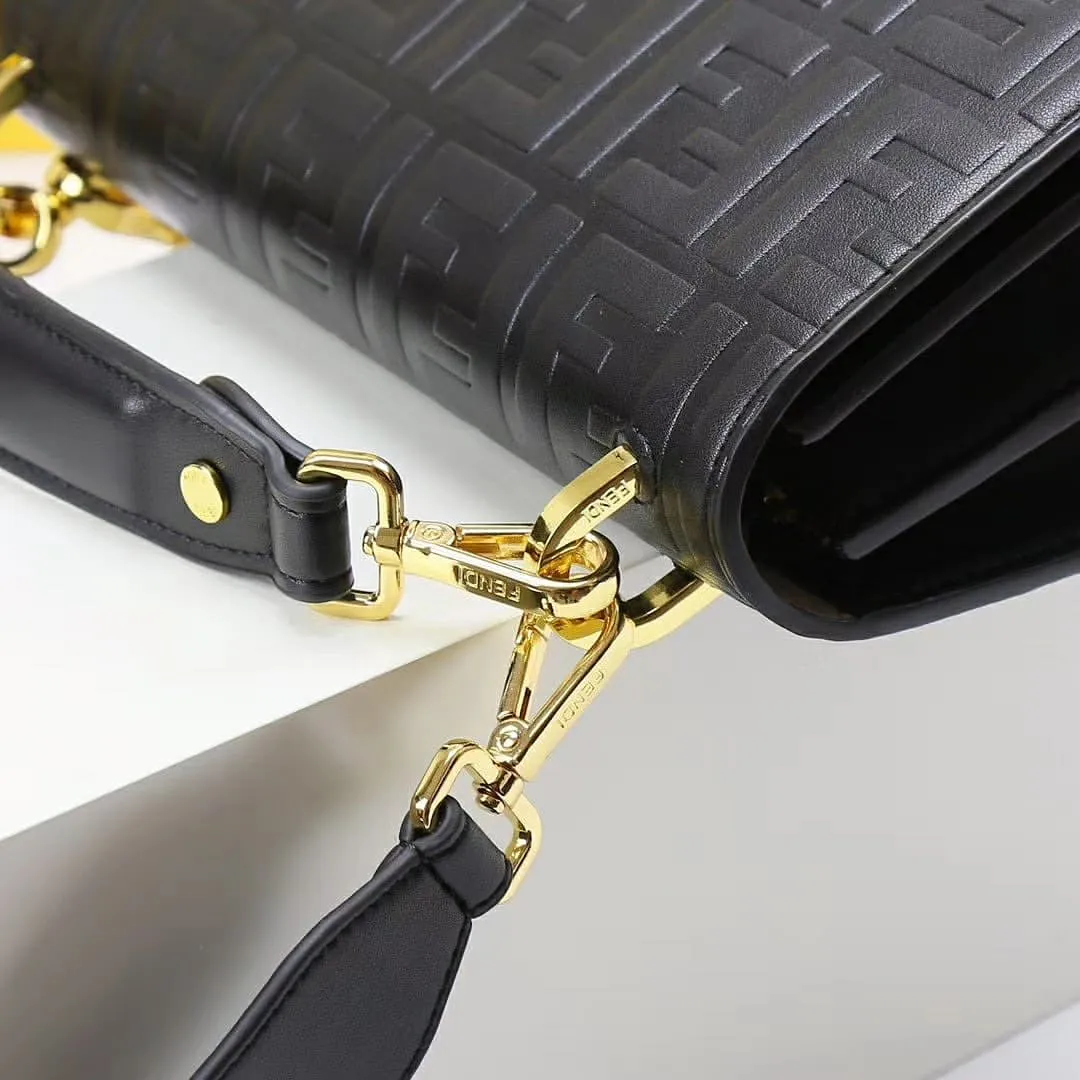Designer Purses - FND - 6565
