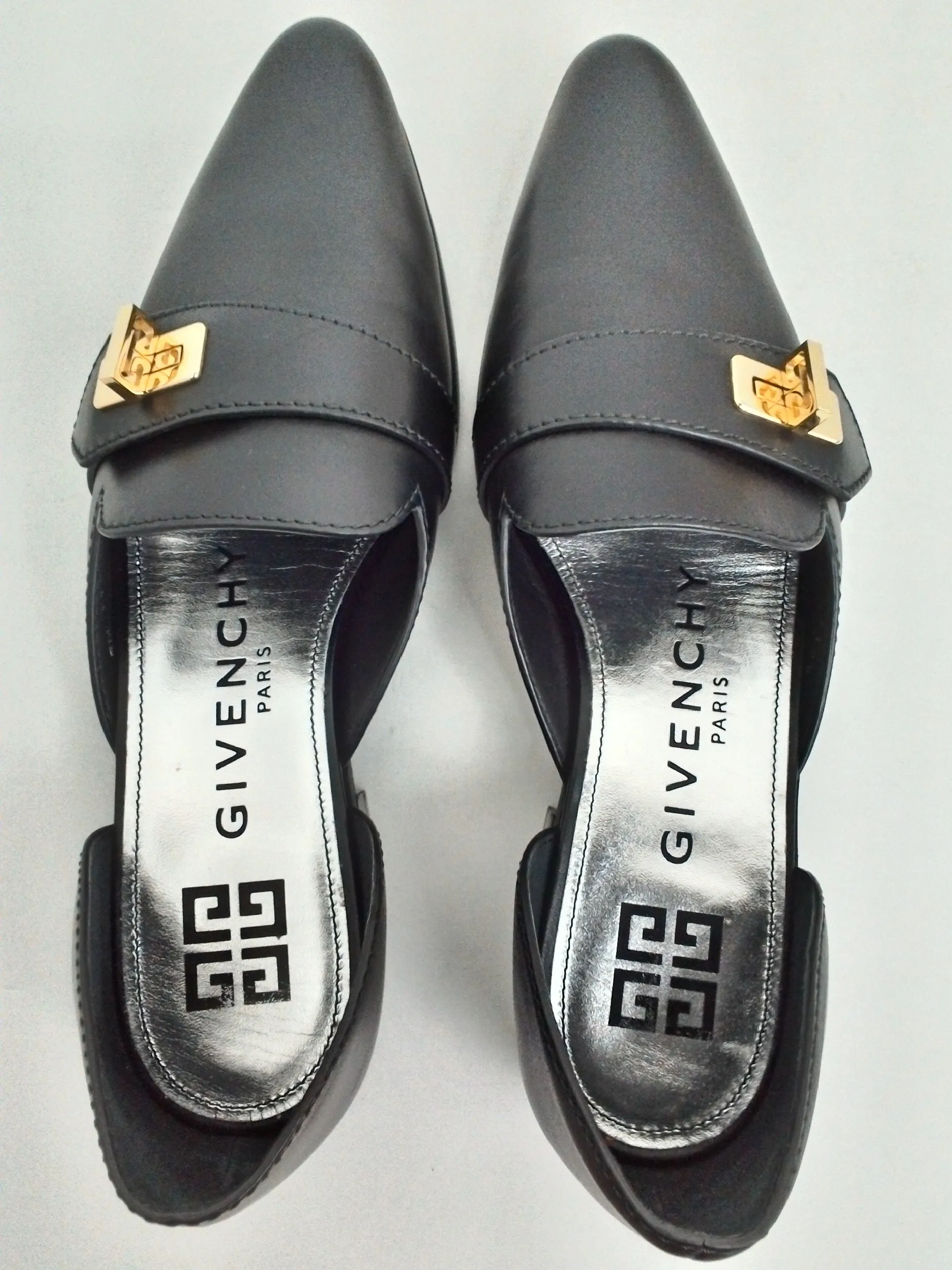 GIVENCHY Women's Eden Loafer Black Leather Size 37.5