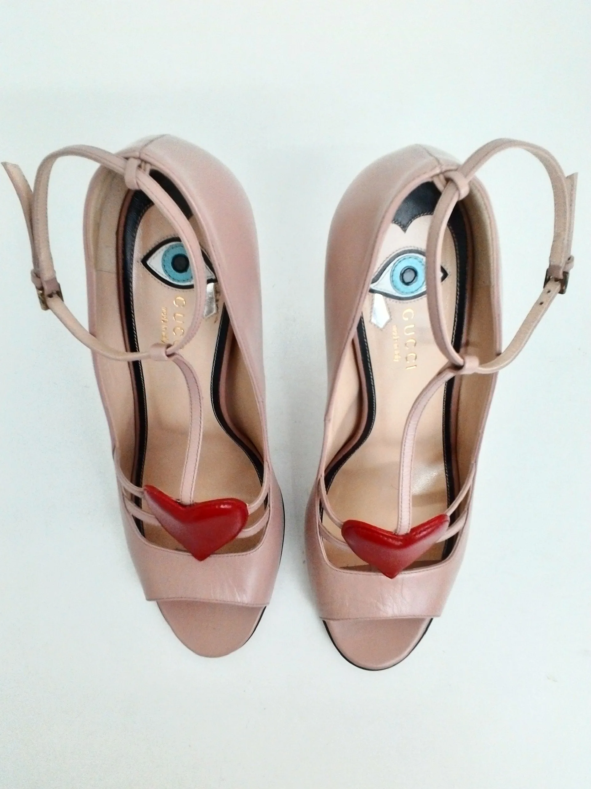 Gucci Women's Soft Pink Leather Upper Size 40.5