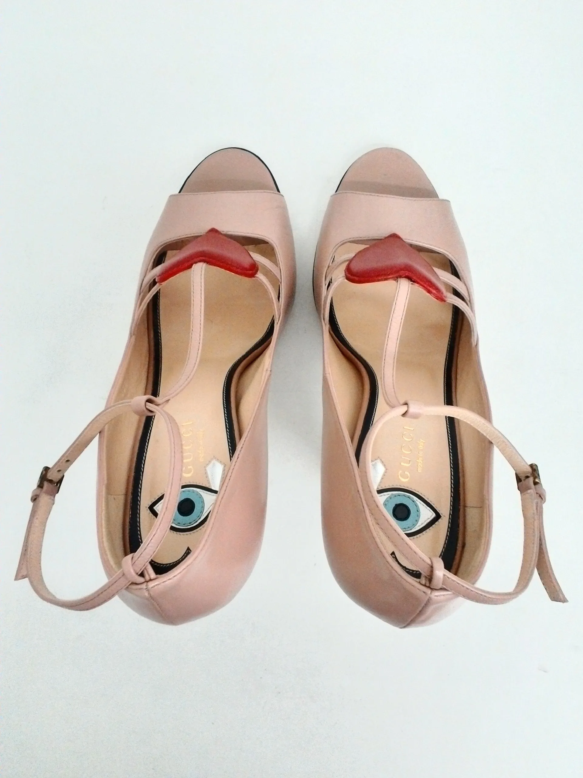 Gucci Women's Soft Pink Leather Upper Size 40.5