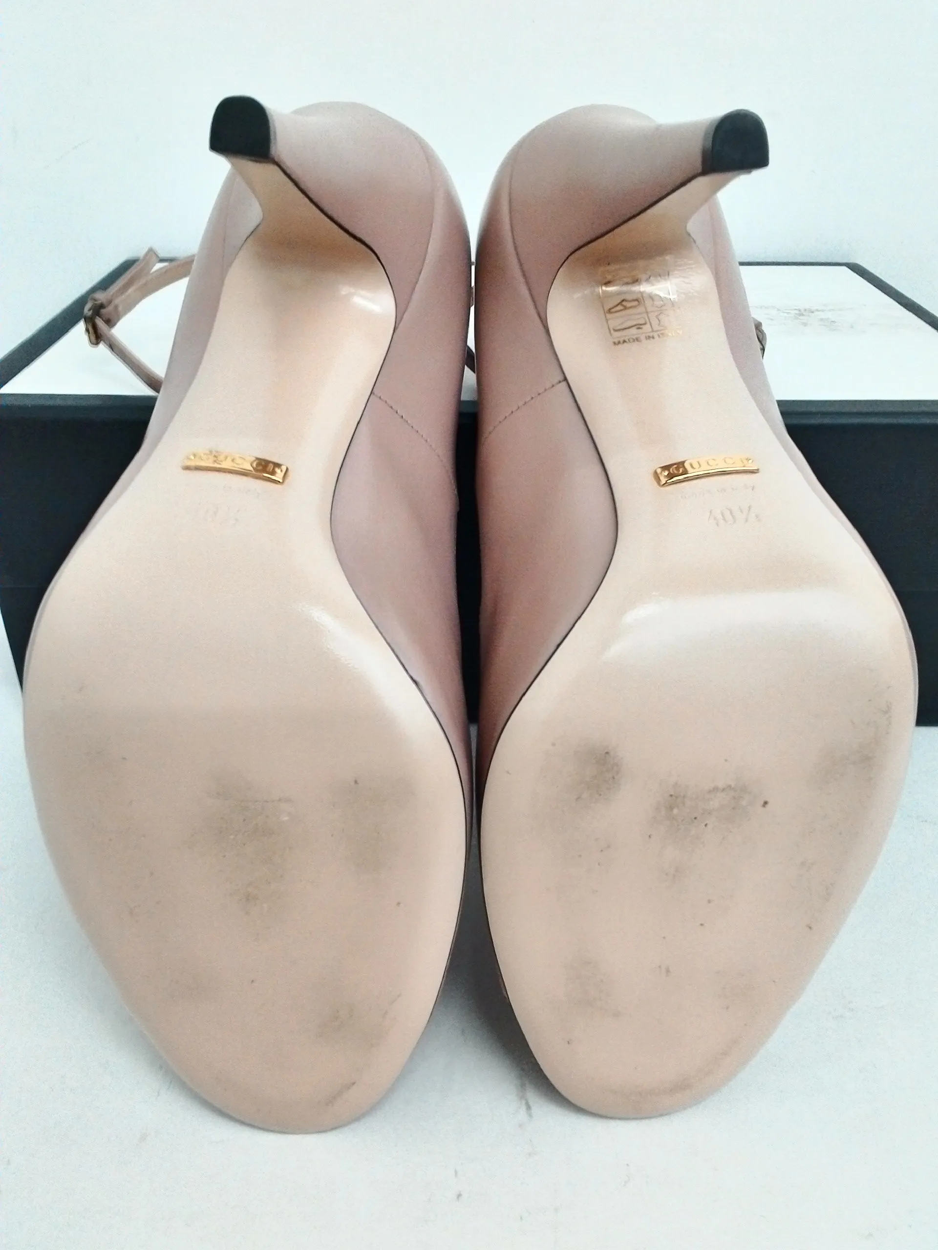 Gucci Women's Soft Pink Leather Upper Size 40.5