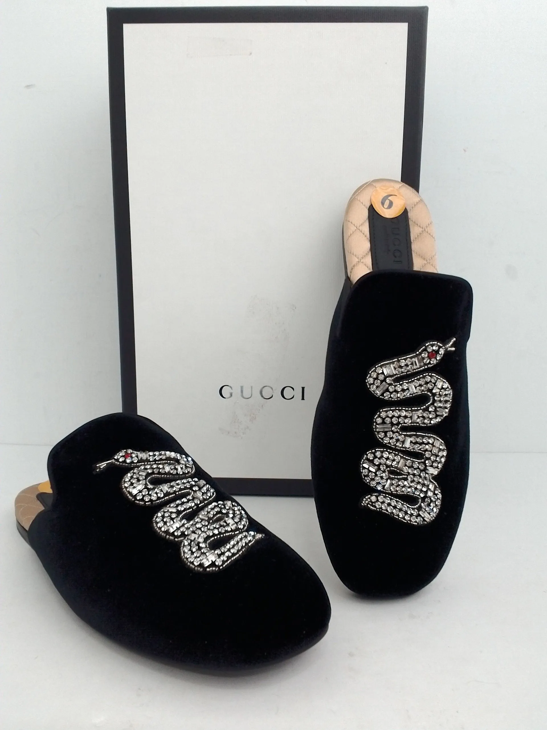 Gucci Women's Softy Velvet / Malaga Kid/Glasgo Size 36