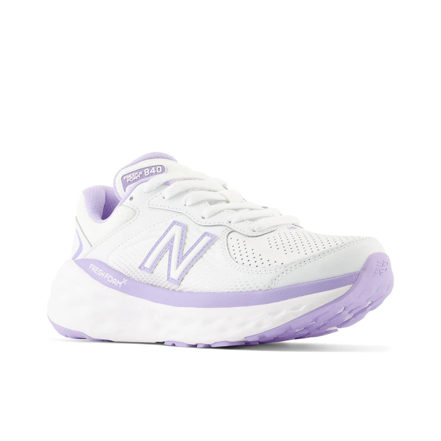 New Balance Women's Fresh Foam X 840F Walking Shoes in WHITE
