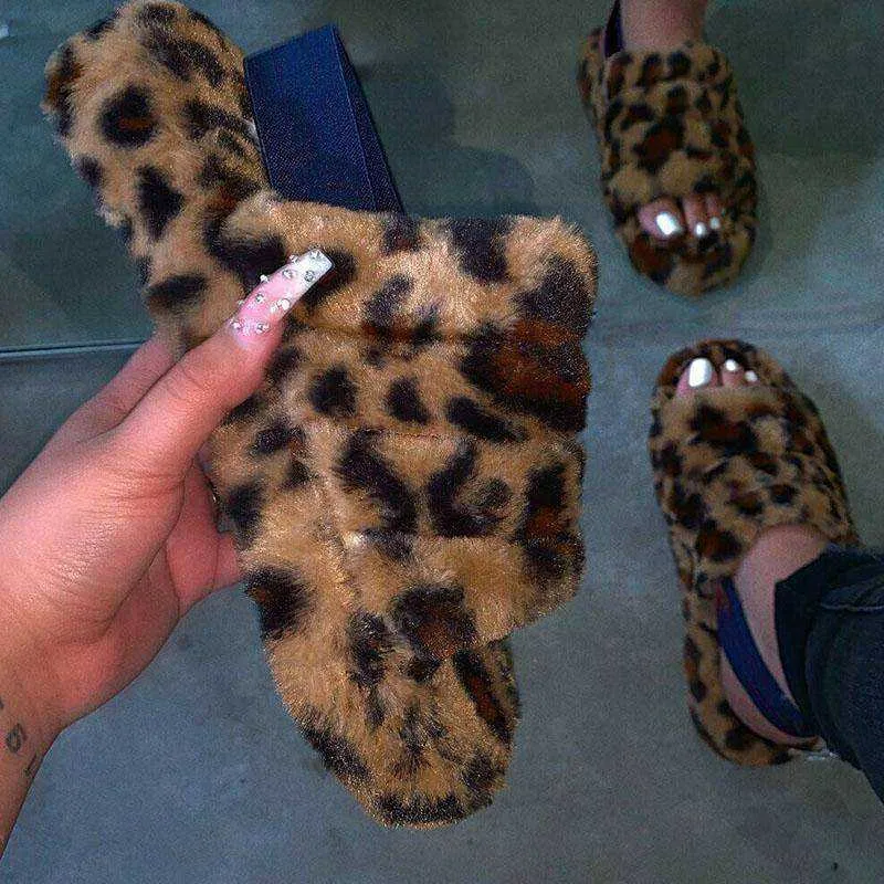 New Women's Indoor Fur Slides Bottom Anti Slip Furry Slippers