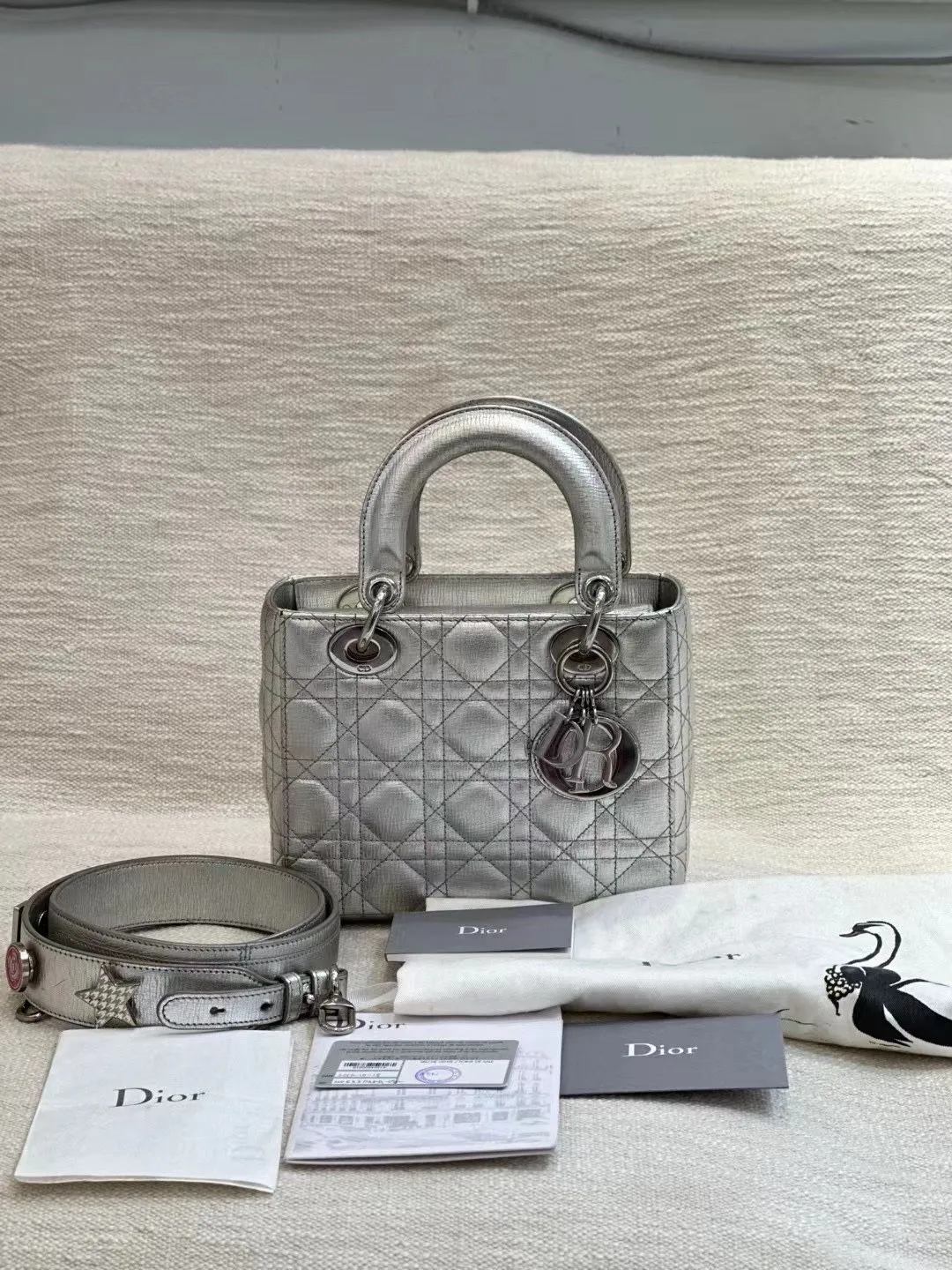 Preloved Dior Lady Bag Sliver color 20×17cm 12249