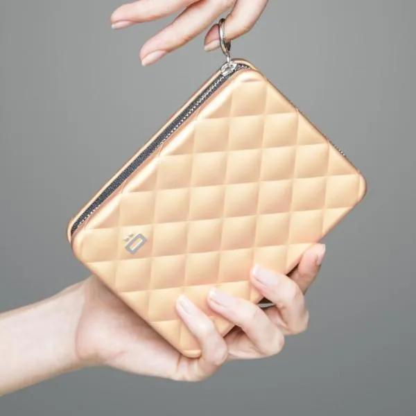 QUILTED PASSPORT Companion Wallet