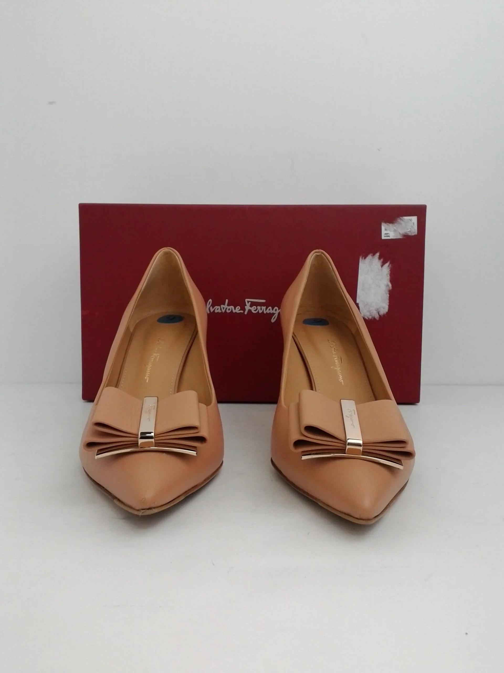 Salvatore Ferragamo Womem's Heel Zeri Pumps New Blush Nappa Calf, Leather,  Size 9 M