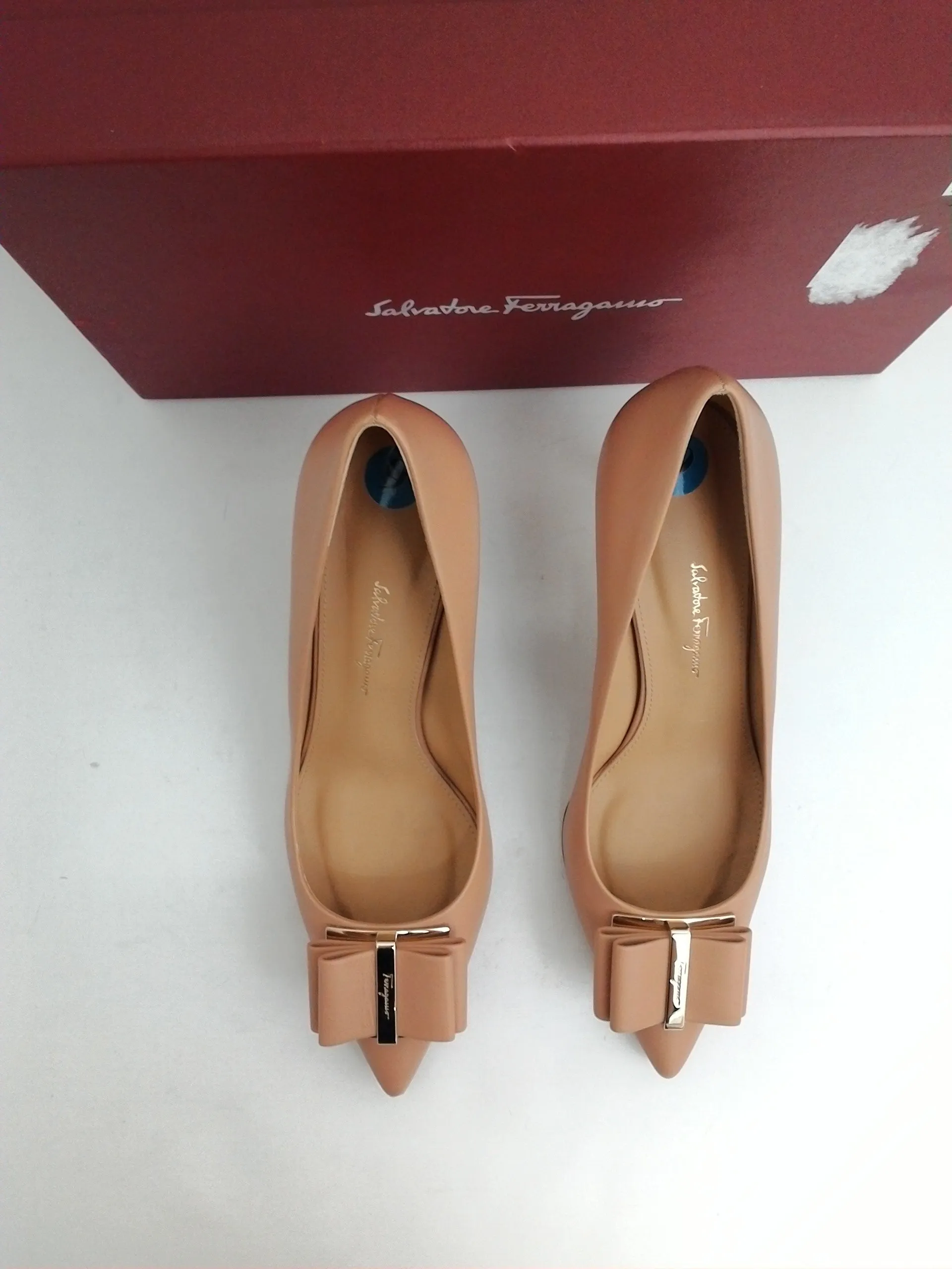 Salvatore Ferragamo Womem's Heel Zeri Pumps New Blush Nappa Calf, Leather,  Size 9 M