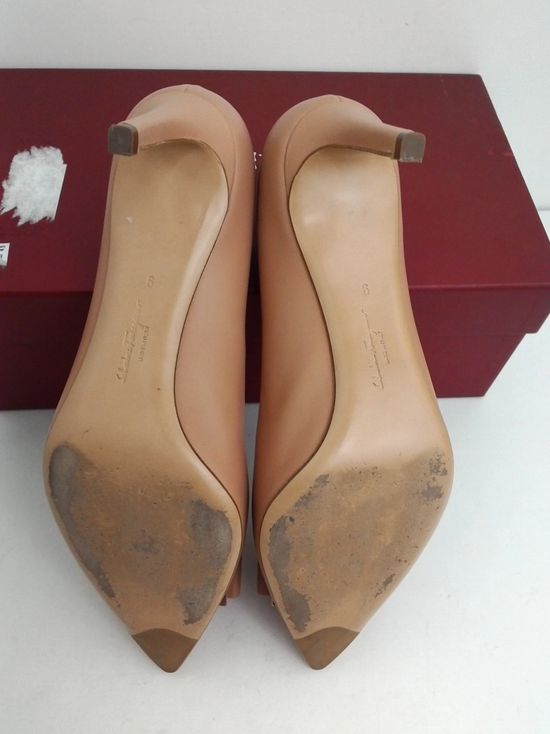 Salvatore Ferragamo Womem's Heel Zeri Pumps New Blush Nappa Calf, Leather,  Size 9 M