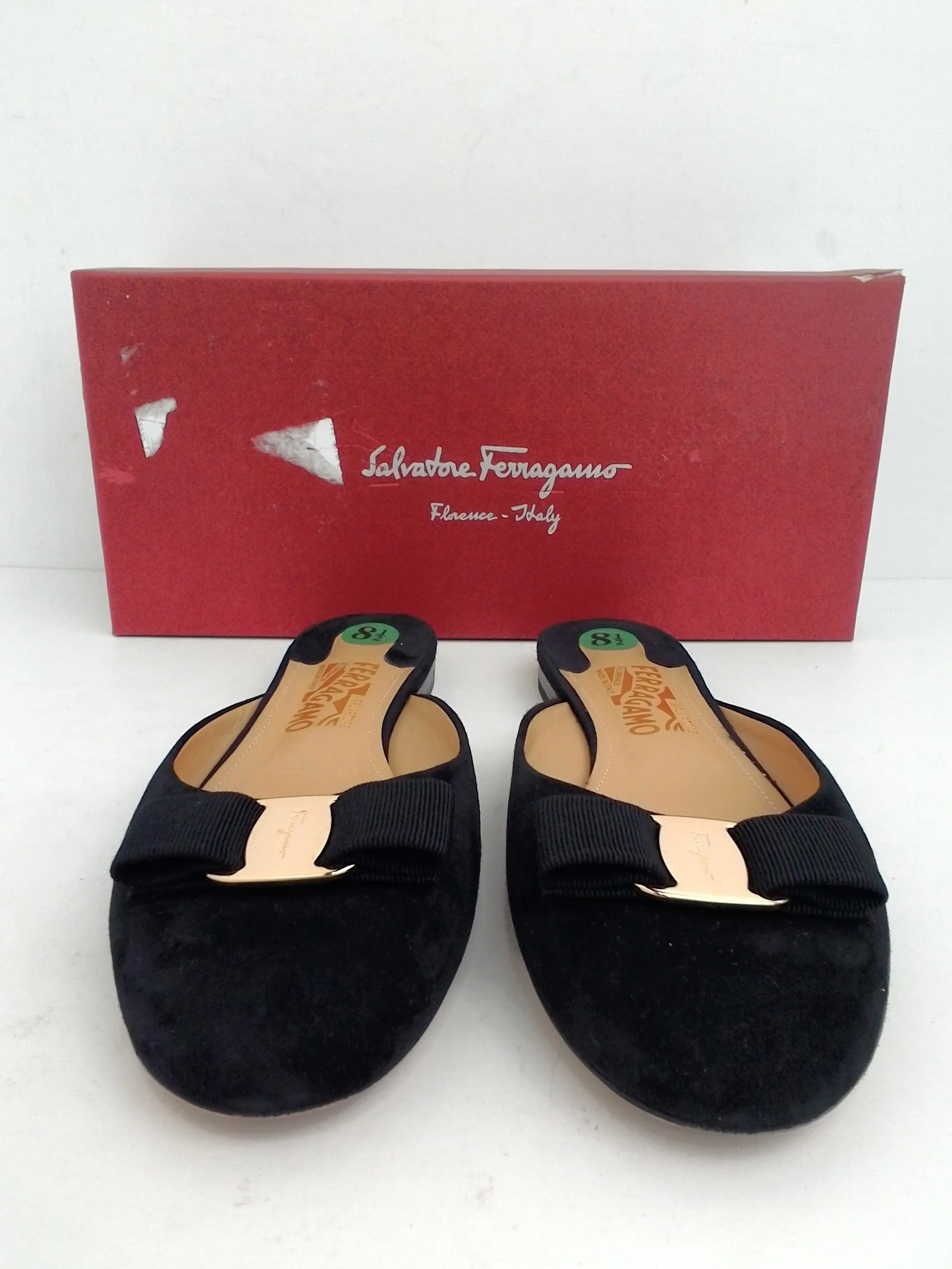 Salvatore Ferragamo Women's Emile Suede Size 8.5 B