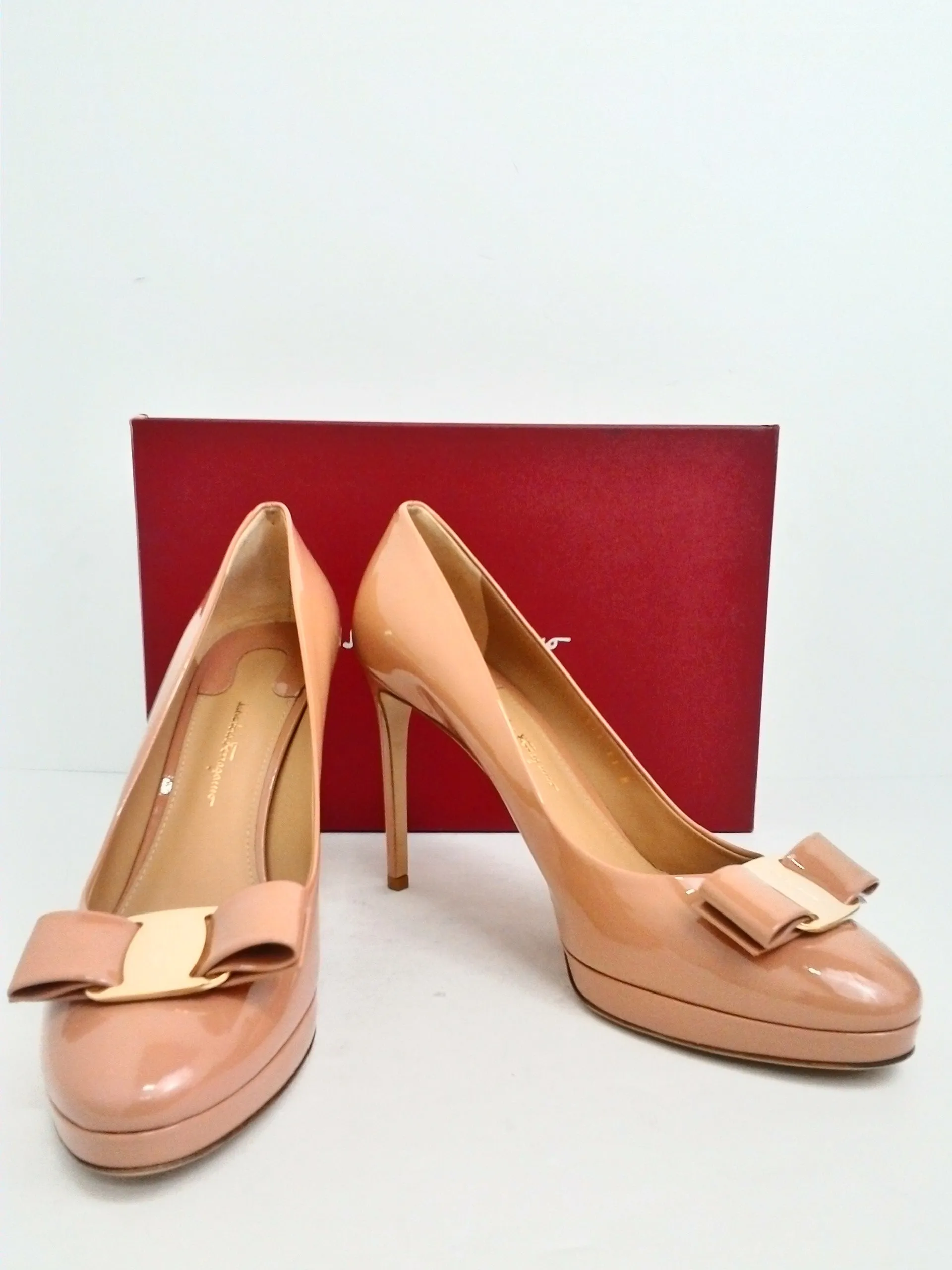 Salvatore Ferragamo Women's Tan Patent Heels Size 11 B