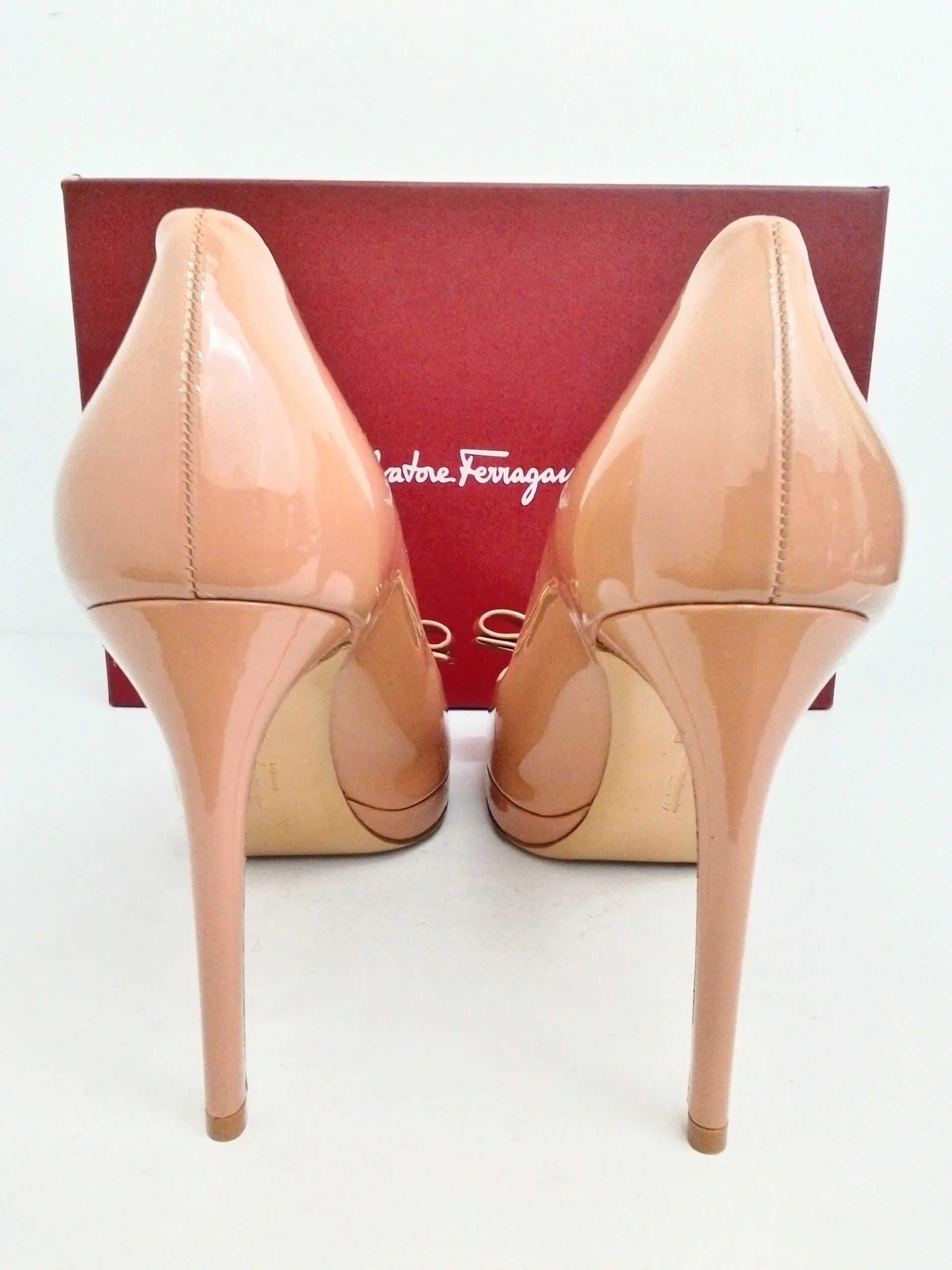 Salvatore Ferragamo Women's Tan Patent Heels Size 11 B