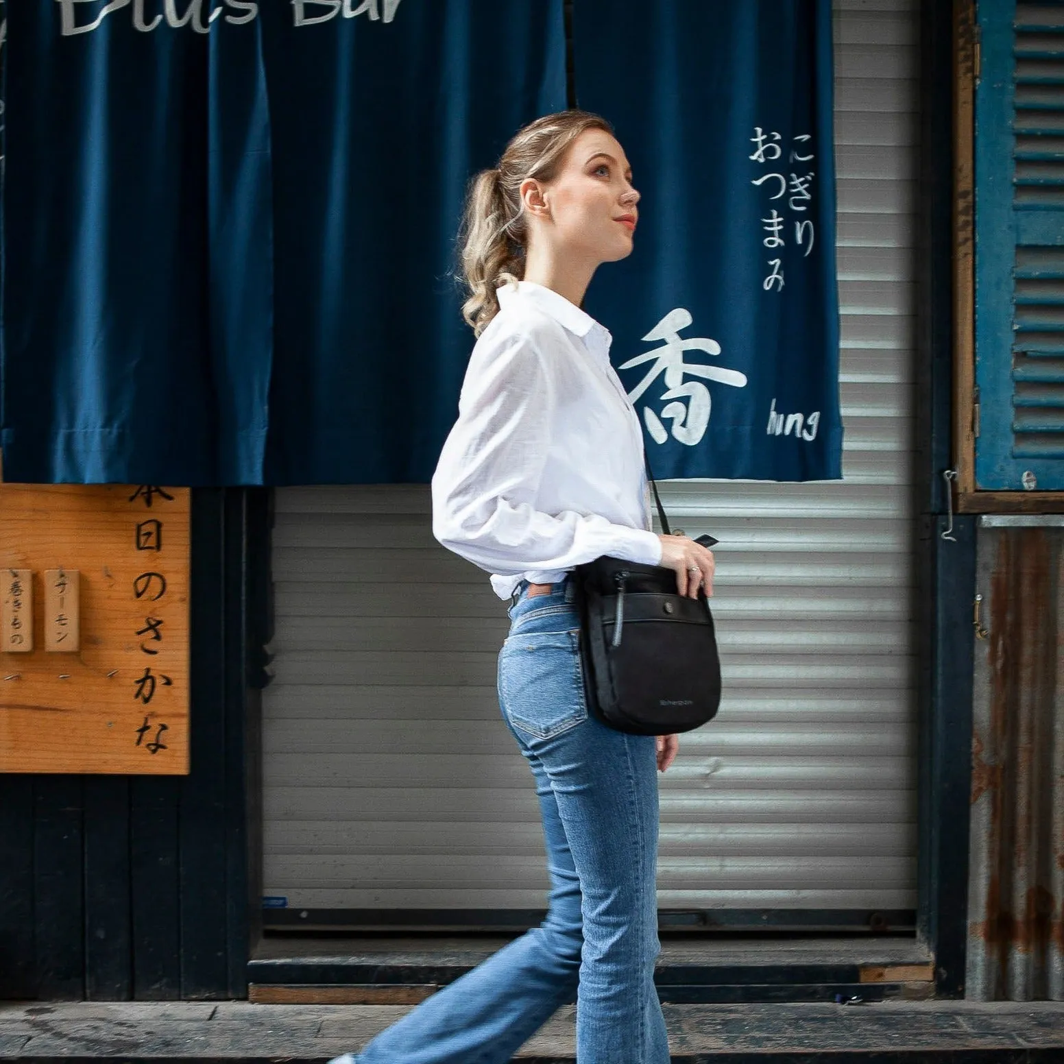Sherpani Prima AT Travel Crossbody carbon