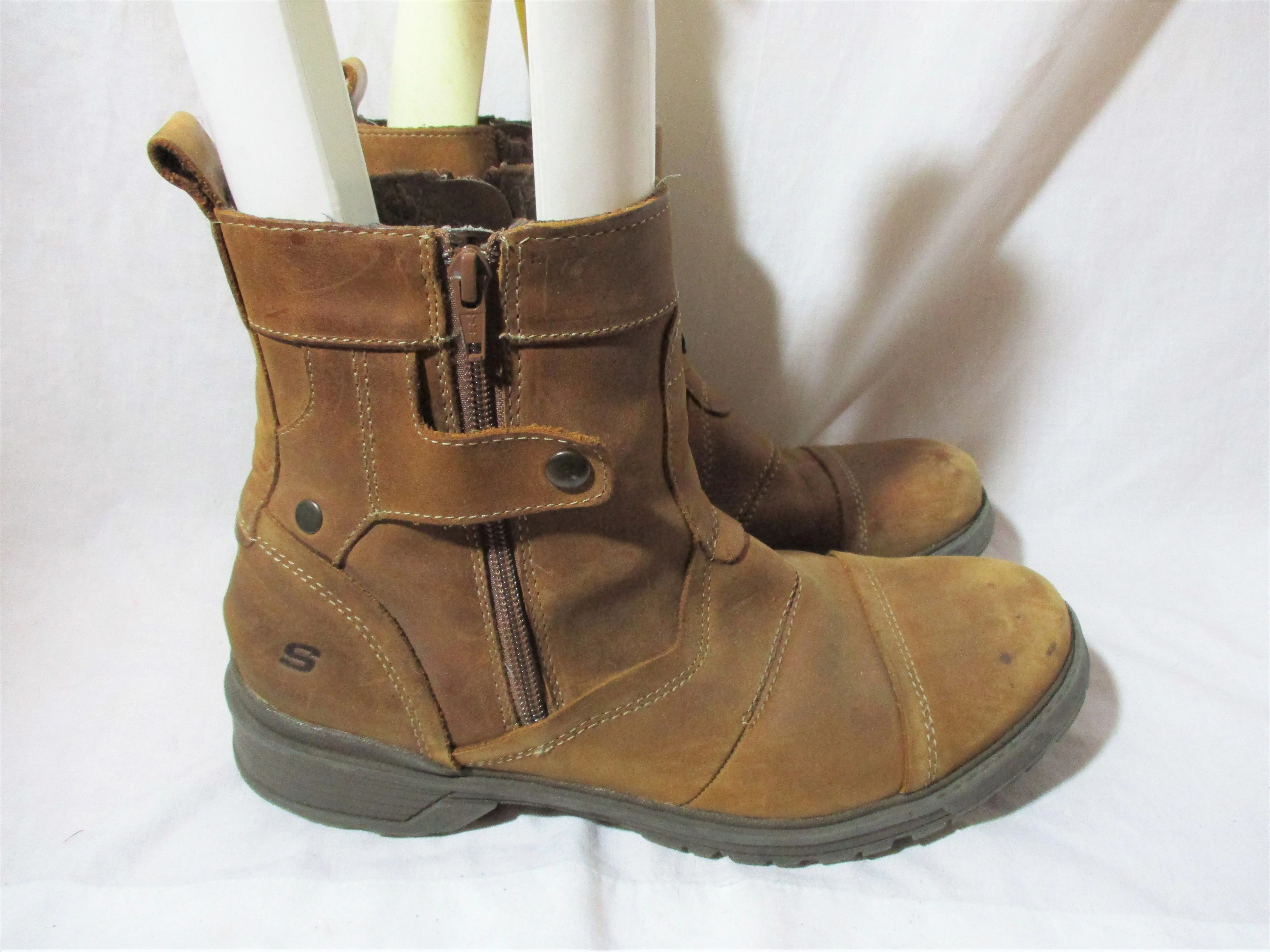 SKECHERS LEATHER ANKLE BOOT Boho Rocker Booties Ankle Boot 9.5 BROWN