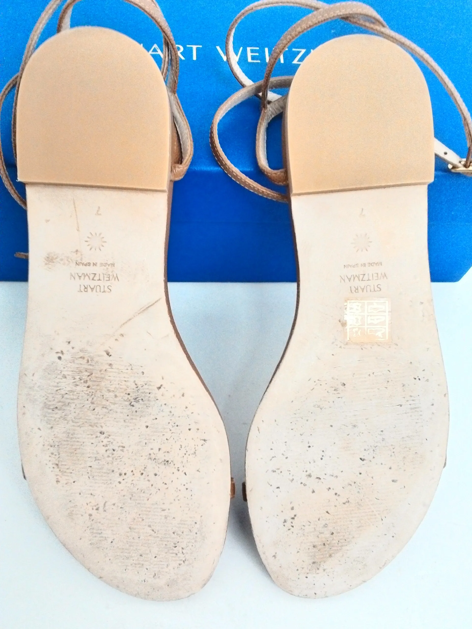 Stuart Weitzman Women's Merinda Flat Cappucino Caviar Calf Size 7