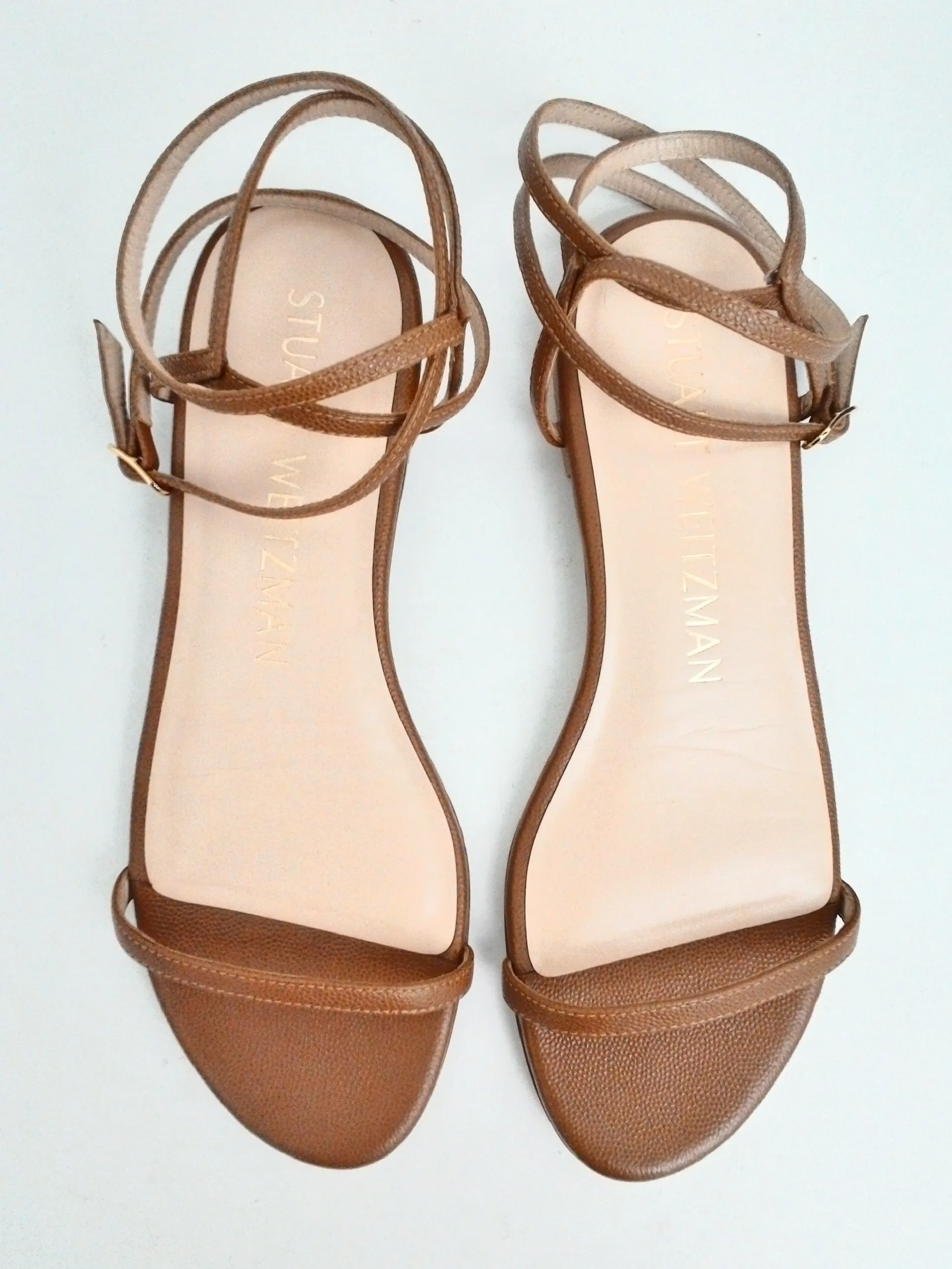 Stuart Weitzman Women's Merinda Flat Cappucino Caviar Calf Size 7