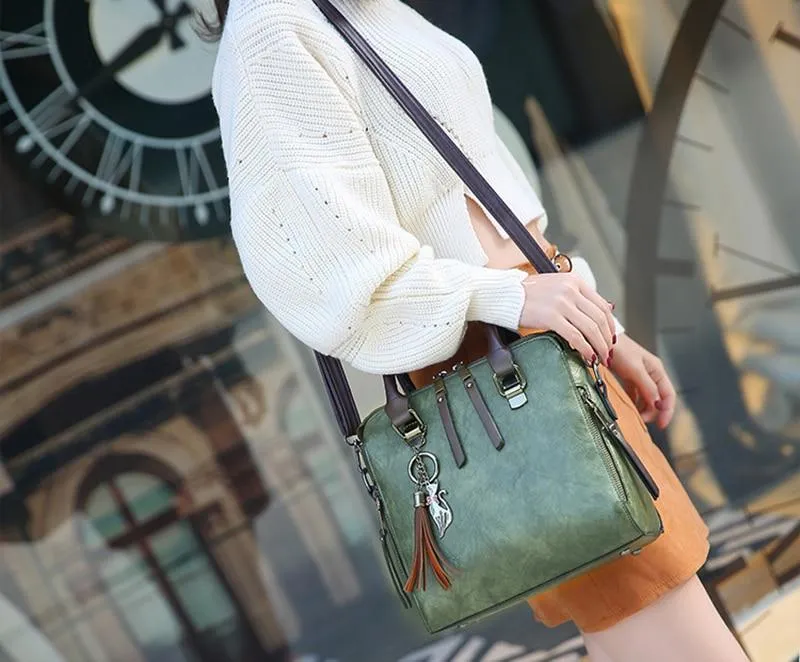 Vintage PU Leather Ladies HandBags Women Messenger Bag Tote Tassel Designer Cross body Shoulder Hot