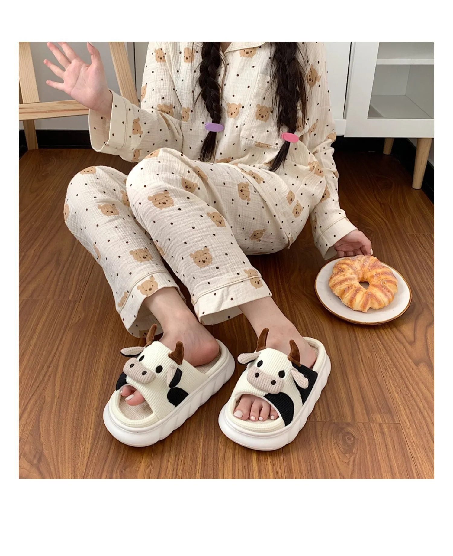 Women&#39;s Slippers Summer Four Seasons Indoor Home Sandals and Slippers Cute Cartoon Milk Cow House Slippers Funny Shoes